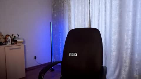 Karina online show from 1, 10, 2025