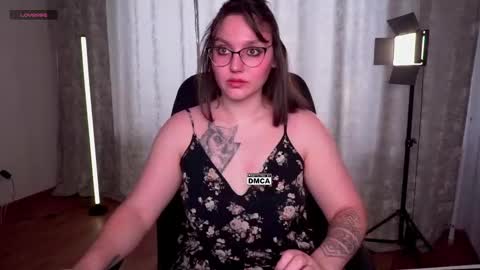 Karina online show from 2, 3, 2026