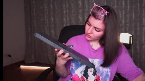 Karina online show from 5, 4, 2026