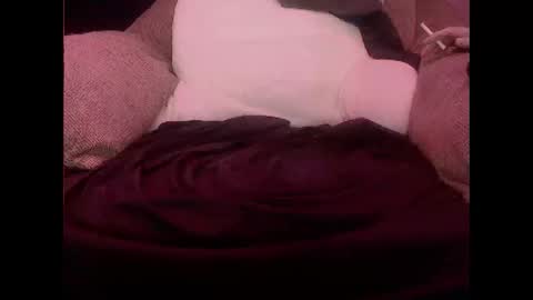 Snapshot of hopps28 chatting on 5, 2, 2025 hopps28 online show from 5, 2, 2025