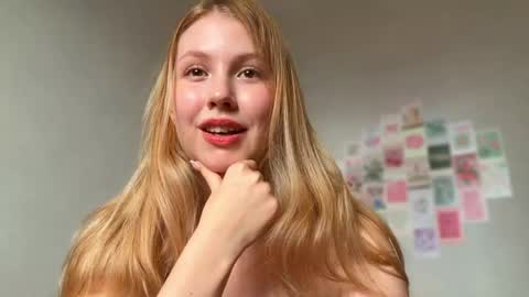 Snapshot of horney_audrey chatting on 28, 4, 2026 Audrey online show from 28, 4, 2026