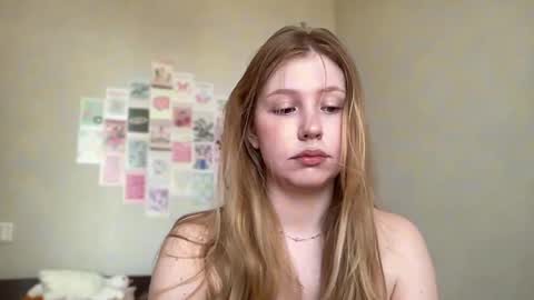 Snapshot of horney_audrey chatting on 26, 5, 2026 Audrey online show from 26, 5, 2026