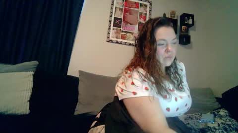 Snapshot of horneygirl88ddd chatting on 2, 2, 2026 horneygirl88ddd online show from 2, 2, 2026