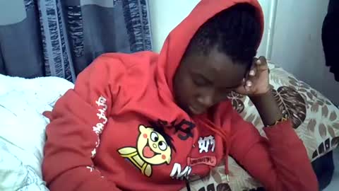 Snapshot of horny_baddie18 chatting on 22, 6, 2026 Leila online show from 22, 6, 2026