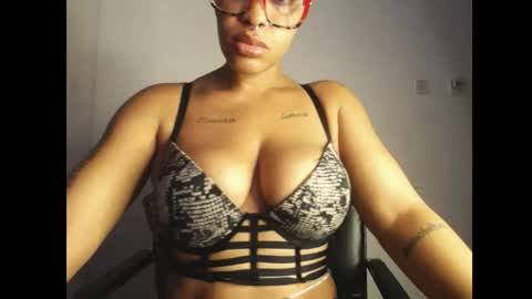 horny_ebonygirl_ online show from 12, 4, 2026
