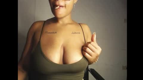 horny_ebonygirl_ online show from 15, 4, 2026