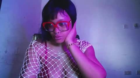 Snapshot of horny_ebonygirl_ chatting on 21, 4, 2026 horny_ebonygirl_ online show from 21, 4, 2026