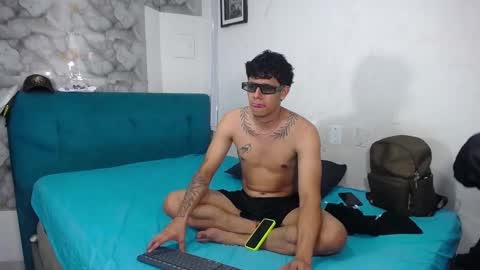 MILET Y FOX   online show from 12, 1, 2026