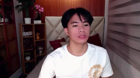 cum boy james online show from 25, 4, 2026