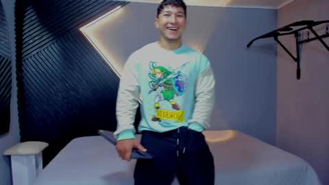 horny_nick18 online show from 6, 4, 2026