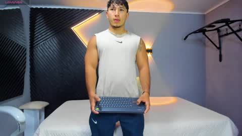 horny_nick18 online show from 21, 4, 2026