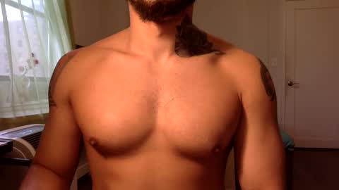 Snapshot of hornybbcxx chatting on 1, 1, 2025 hornybbcxx online show from 1, 1, 2025