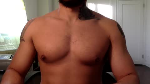 Snapshot of hornybbcxx chatting on 3, 3, 2025 hornybbcxx online show from 3, 3, 2025