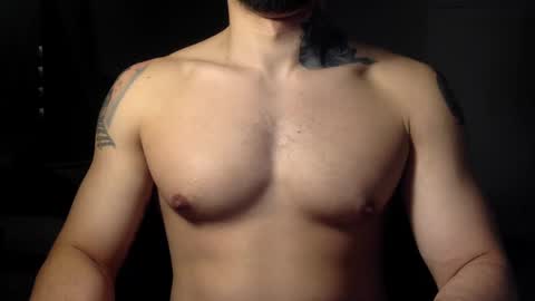 Snapshot of hornybbcxx chatting on 7, 3, 2025 hornybbcxx online show from 7, 3, 2025