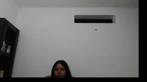 Snapshot of hornyboobs18 chatting on 4, 10, 2025 karen online show from 4, 10, 2025