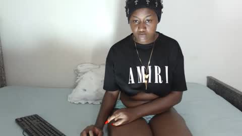 Snapshot of hornygal256 chatting on 27, 11, 2025 hornygal256 online show from 27, 11, 2025