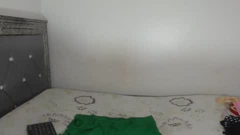 Snapshot of hornygal256 chatting on 4, 12, 2025 hornygal256 online show from 4, 12, 2025