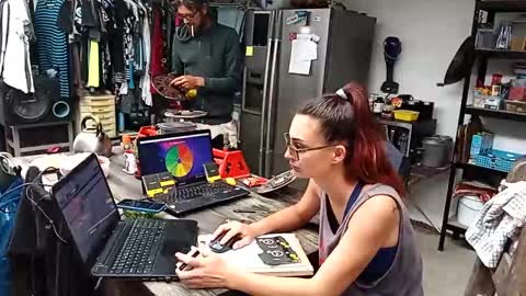 Nix  D online show from 12, 10, 2025