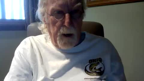 Snapshot of hornyinohio9 chatting on 18, 4, 2026 HornyInOhio9 online show from 18, 4, 2026
