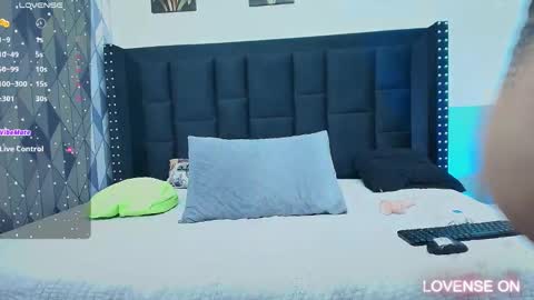 Snapshot of hornylatimommy chatting on 29, 12, 2024 Natasha online show from 29, 12, 2024