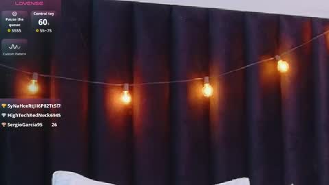 Snapshot of hornylatimommy chatting on 19, 10, 2025 Natasha online show from 19, 10, 2025