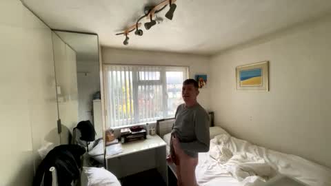 Hornylondon online show from 7, 11, 2025