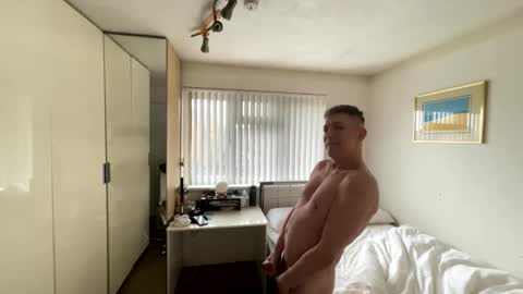 Hornylondon online show from 4, 2, 2026