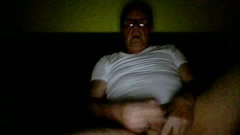Snapshot of hornyoldman2558 chatting on 21, 6, 2026 hornyoldman2558 online show from 21, 6, 2026