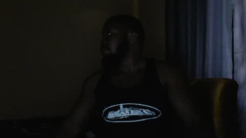 Hornystrongcock online show from 1, 5, 2026
