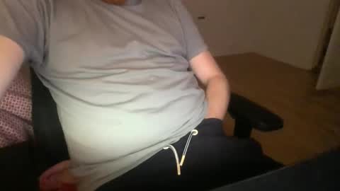 Snapshot of hornystudent1231 chatting on 18, 12, 2025 hornystudent1231 online show from 18, 12, 2025