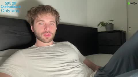 Snapshot of hot8pack01 chatting on 31, 1, 2025 Edward aka Wolf online show from 31, 1, 2025