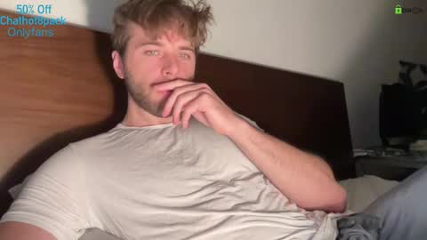 Edward aka Wolf online show from 4, 12, 2025