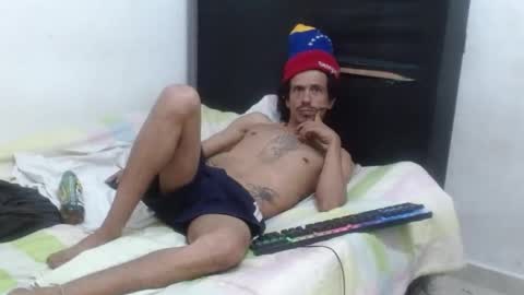 Snapshot of hot_and_complacent chatting on 4, 12, 2024 Private open online show from 4, 12, 2024