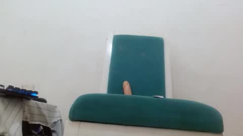 Snapshot of hot_and_complacent chatting on 10, 1, 2025 Private open online show from 10, 1, 2025