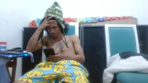 Snapshot of hot_and_complacent chatting on 4, 2, 2025 Private open online show from 4, 2, 2025