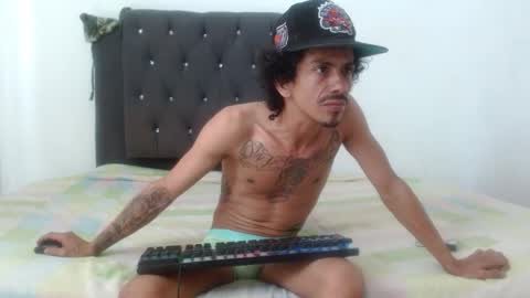 Snapshot of hot_and_complacent chatting on 12, 2, 2025 Private open online show from 12, 2, 2025