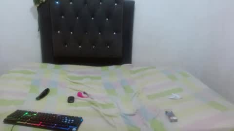 Snapshot of hot_and_complacent chatting on 13, 2, 2025 Private open online show from 13, 2, 2025