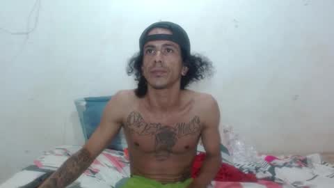 Snapshot of hot_and_complacent chatting on 23, 11, 2025 Private open online show from 23, 11, 2025