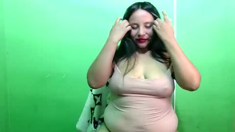 hot angie12 online show from 11, 1, 2026