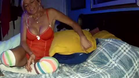 anytime-angel online show from 29, 9, 2025