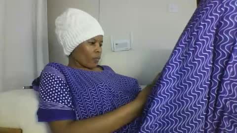 Snapshot of hot_berry1 chatting on 17, 11, 2025 hot berry1 online show from 17, 11, 2025