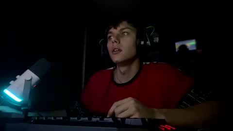 Hot boy 2002 online show from 1, 12, 2024