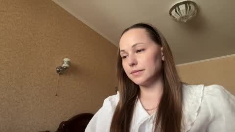 hot_chance_ online show from 5, 4, 2026
