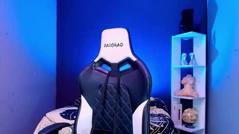 hot chocolate 4u online show from 13, 9, 2025