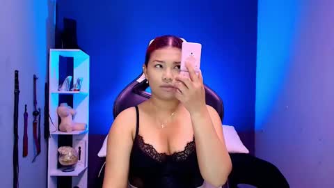 hot chocolate 4u online show from 23, 9, 2025