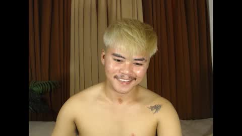 hot_emmanuel online show from 11, 4, 2026