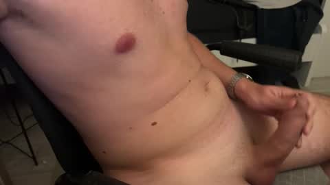 hot_guy2001 online show from 9, 9, 2025