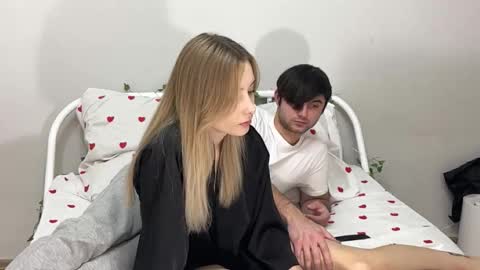 Sara and Sam online show from 19, 12, 2025