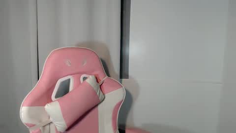 hot_pauline online show from 18, 4, 2026