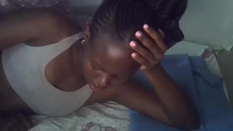 Snapshot of hot_petra2 chatting on 11, 5, 2026 Daddys doll online show from 11, 5, 2026